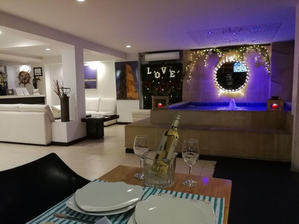 Aqua Granada Hotel Cali Εξωτερικό φωτογραφία